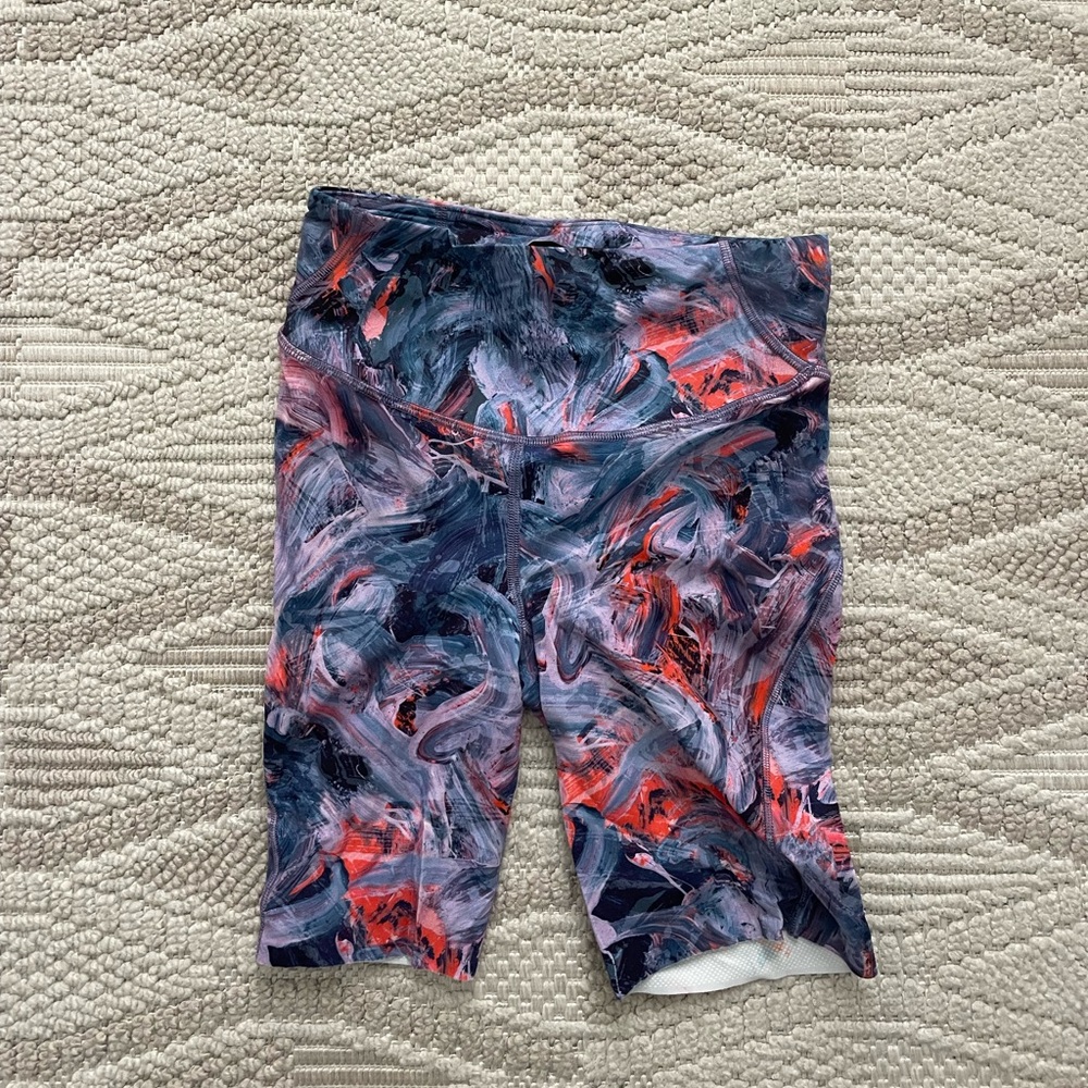 Lulu biker shorts